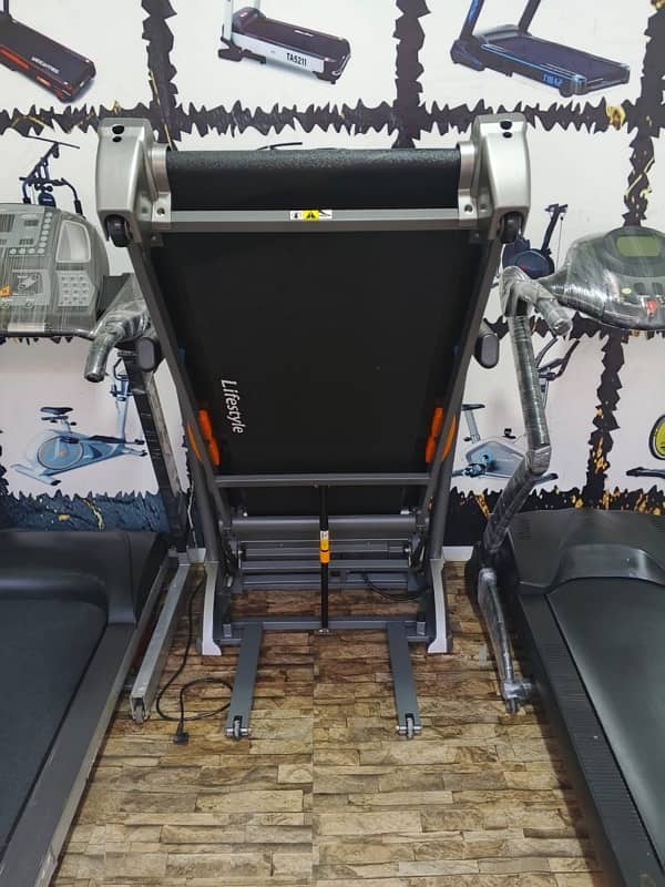 Running Machines Exersize 1