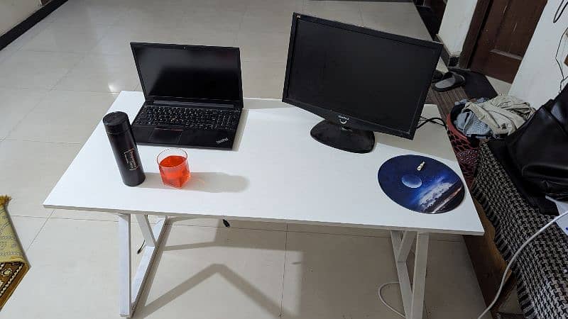 Office Table & Chair 3