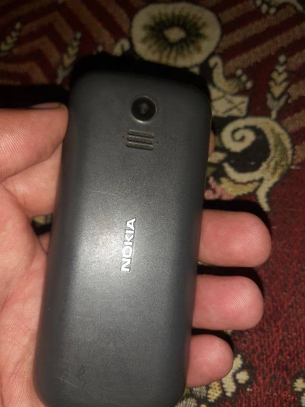 Nokia 130 With charger and box 1