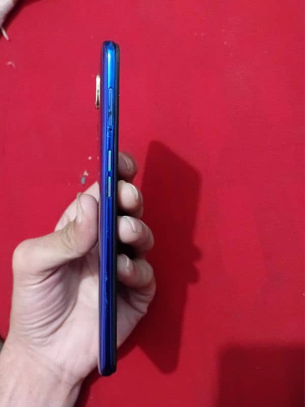 Oppo F11 3