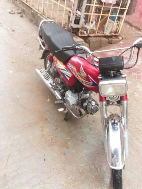 Honda 7o full jenion first owner bike 1