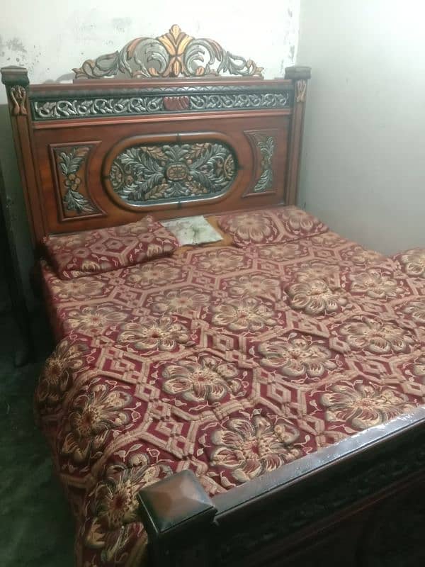 wooden bed 1