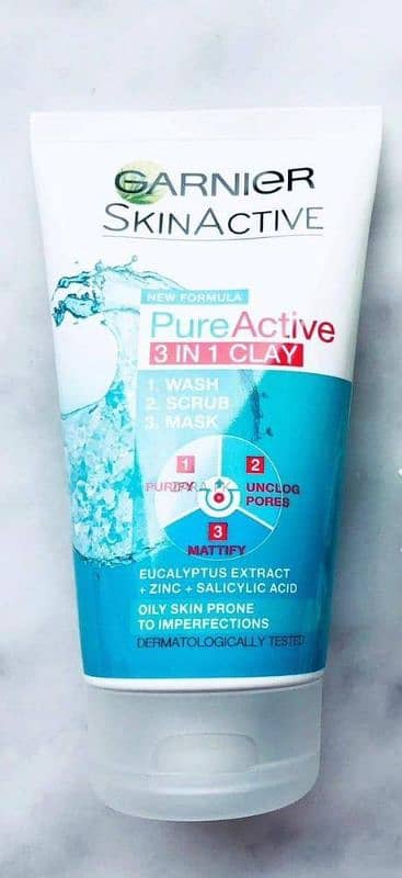 3 in 1 Pure Active Face Wash 150ML 1