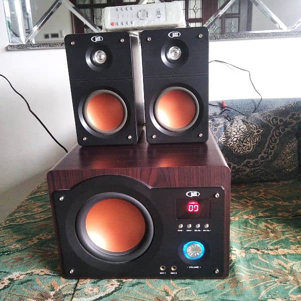 Multimedia Speaker 1