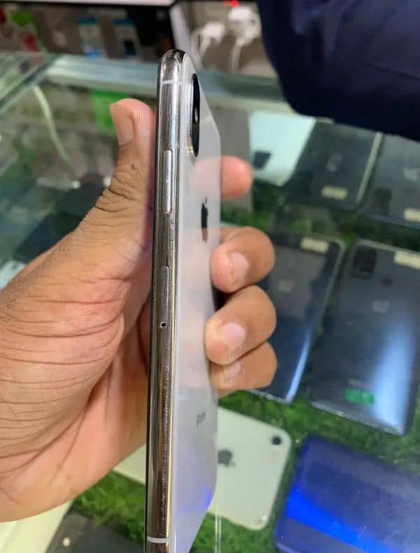 iphone x non PTA 256 GB my WhatsApp number 0325-74-52-678 2