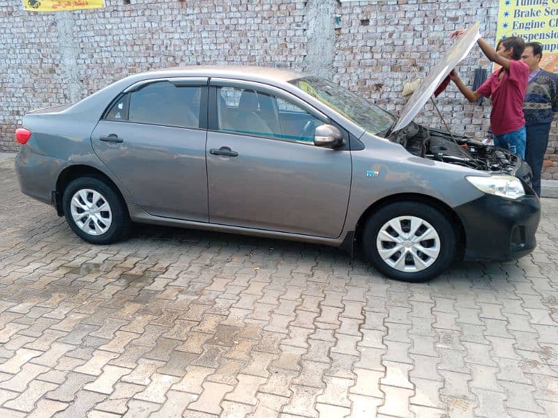 Toyota Corolla GLI 2012 0