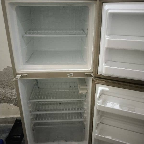 Dawlance refrigerator for sale 1