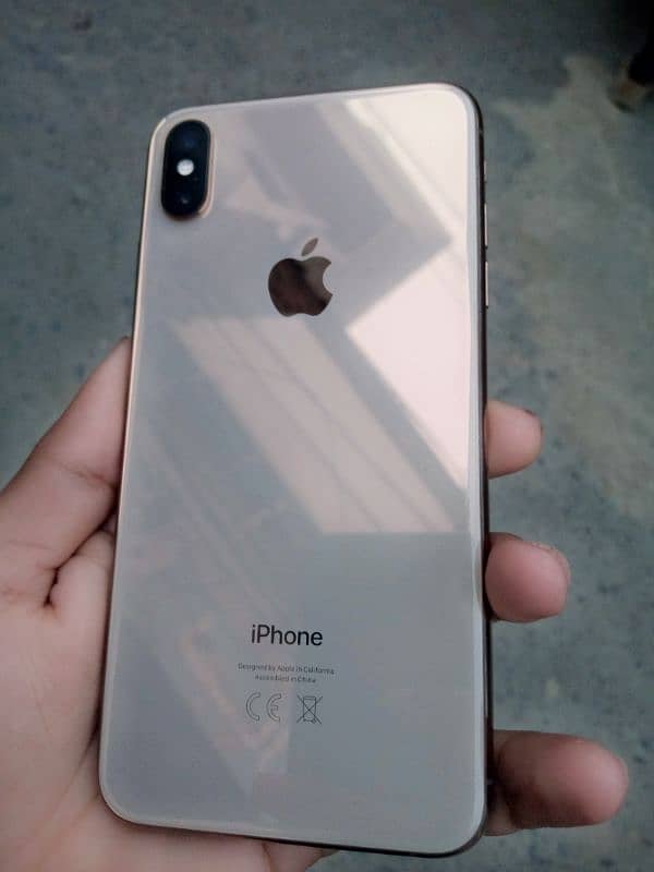 I'm saling my I phone xs max 64 gb 0:3:2:7:4:4:9:6:1:5:0 3