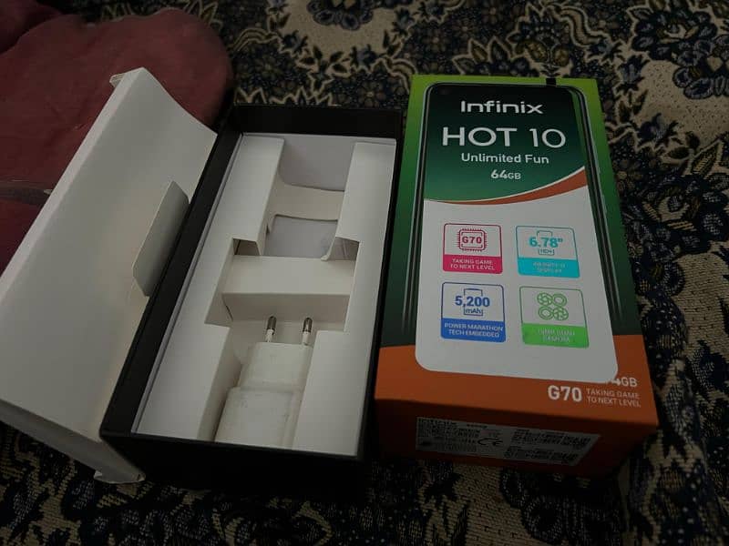 Infinix Hot 10 92310-8451-032 2