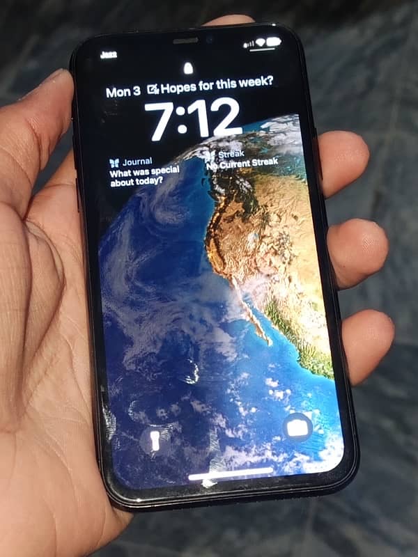 Iphone 11pro pta approved 4