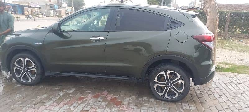 Honda Vezel 2015 import 2018 Register 2020 3