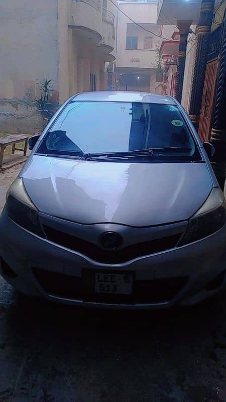 Toyota Vitz 2012 3