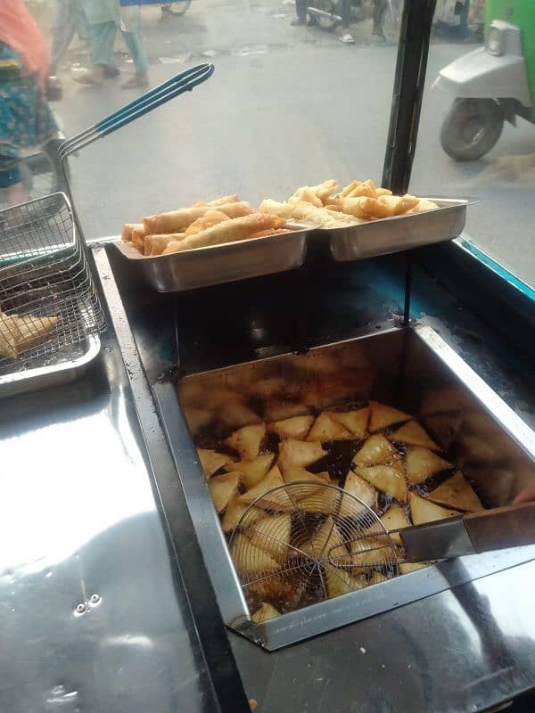 Chips Roll Samosa Counter 3