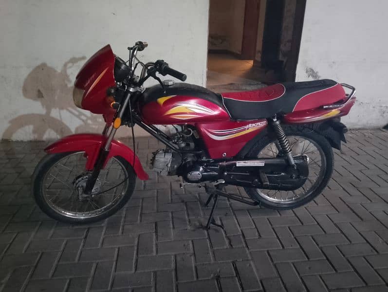 Road prince 100 good condition engine pak 0