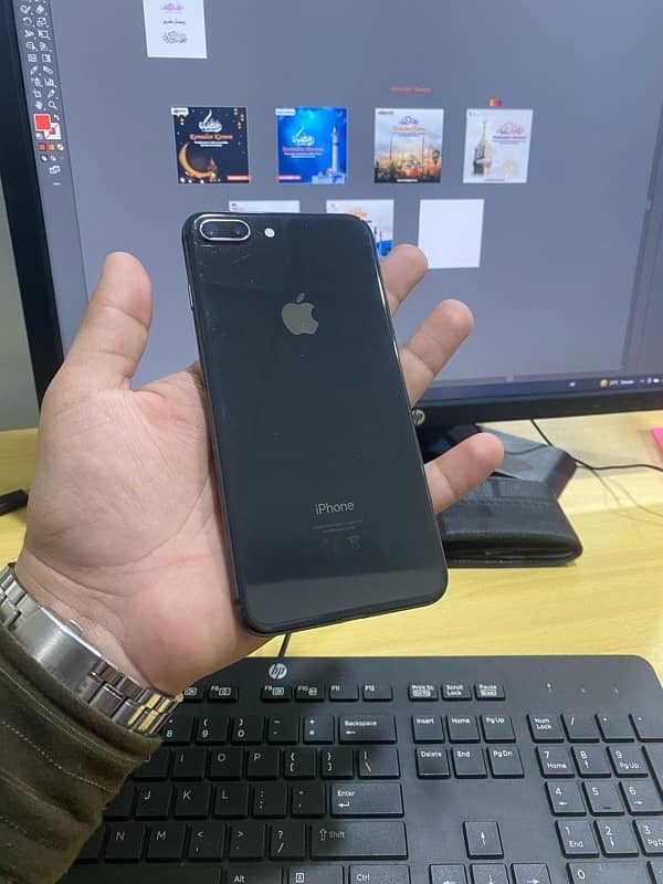 iphone8+ pta approved 0