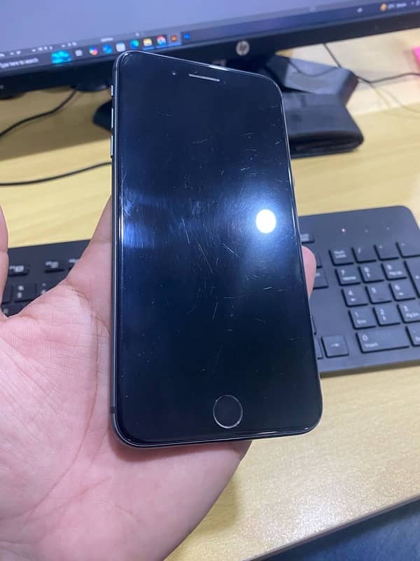 iphone8+ pta approved 2