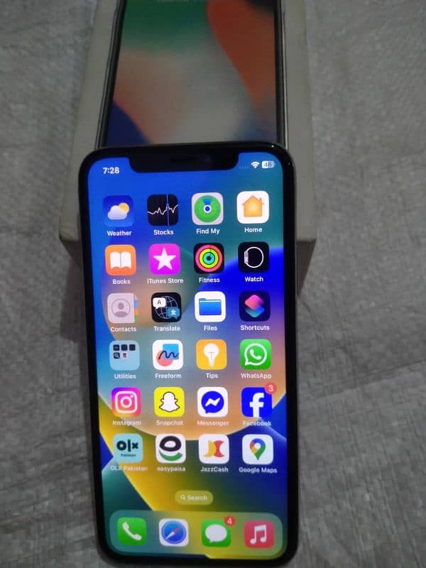 iphone x 256gb official PTA approved factory unlocke penal shade minor 6