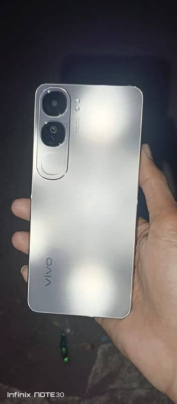 vivo y200 8gb ram 256rom complete Saman 1