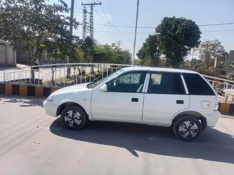 Suzuki Cultus VXR 2001 12