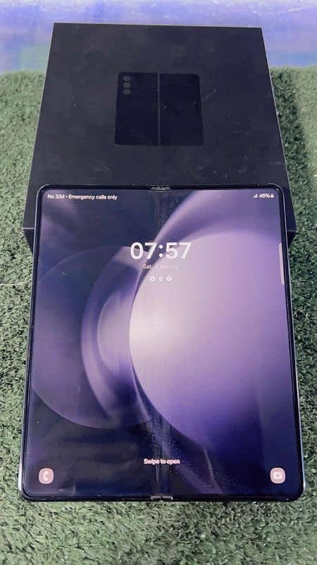 Samsung fold 5 pta Approved 12. /512 original phone 0