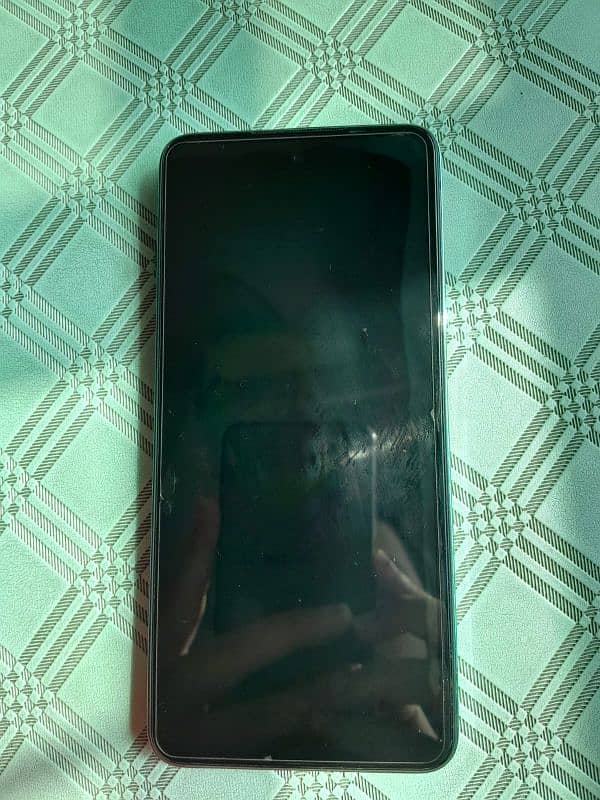 infinix hot 40i 2 month only used Mobile ko koii issue nhi hai 2