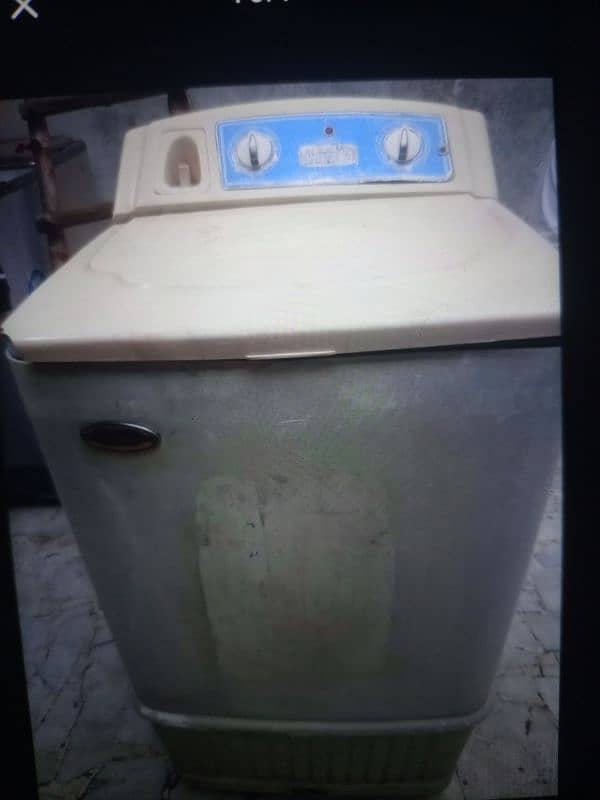 United washing machine all okay genuine condition 4