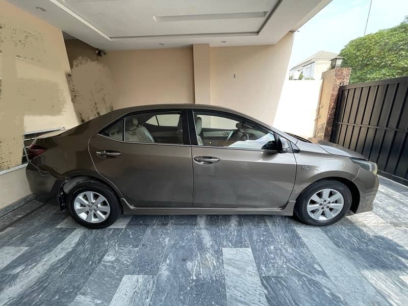 Toyota Corolla Altis Grande 2015 0