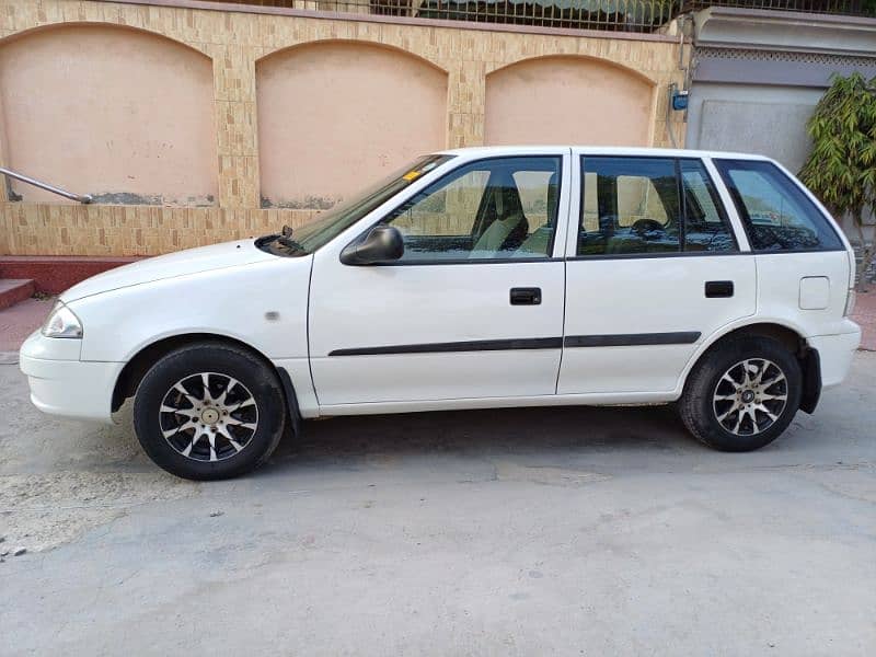 Suzuki Cultus VXR 2012 bumper to bumper original car 15