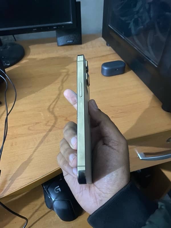 Iphone 13 Pro 512 GB PTA Approved 1