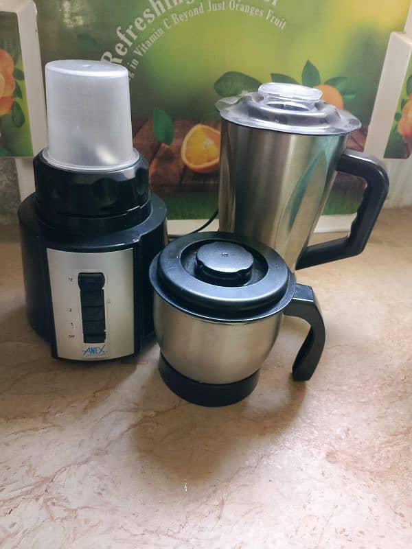 anex juicer and blender machine in original condition 3