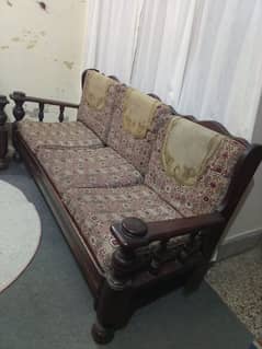 5 seater wooden sofa set for sale/ 03110545393