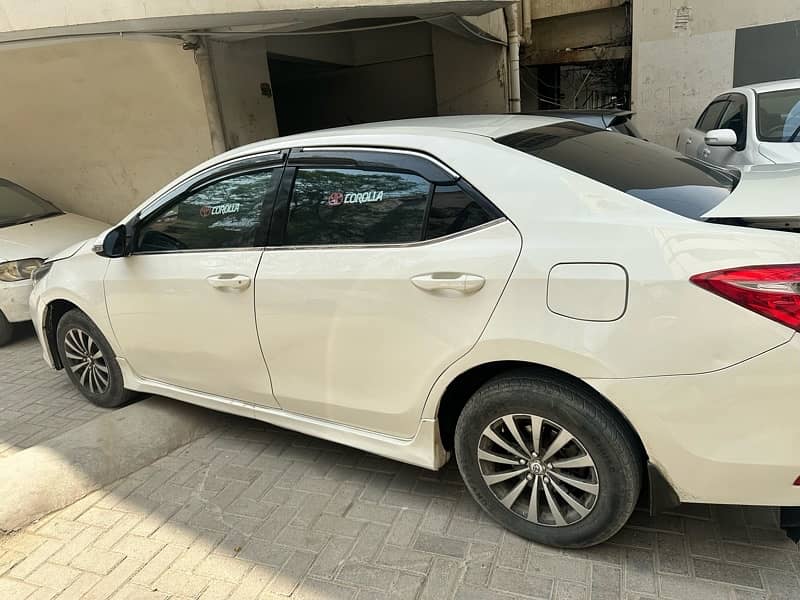 Toyota Corolla GLI 2015 4