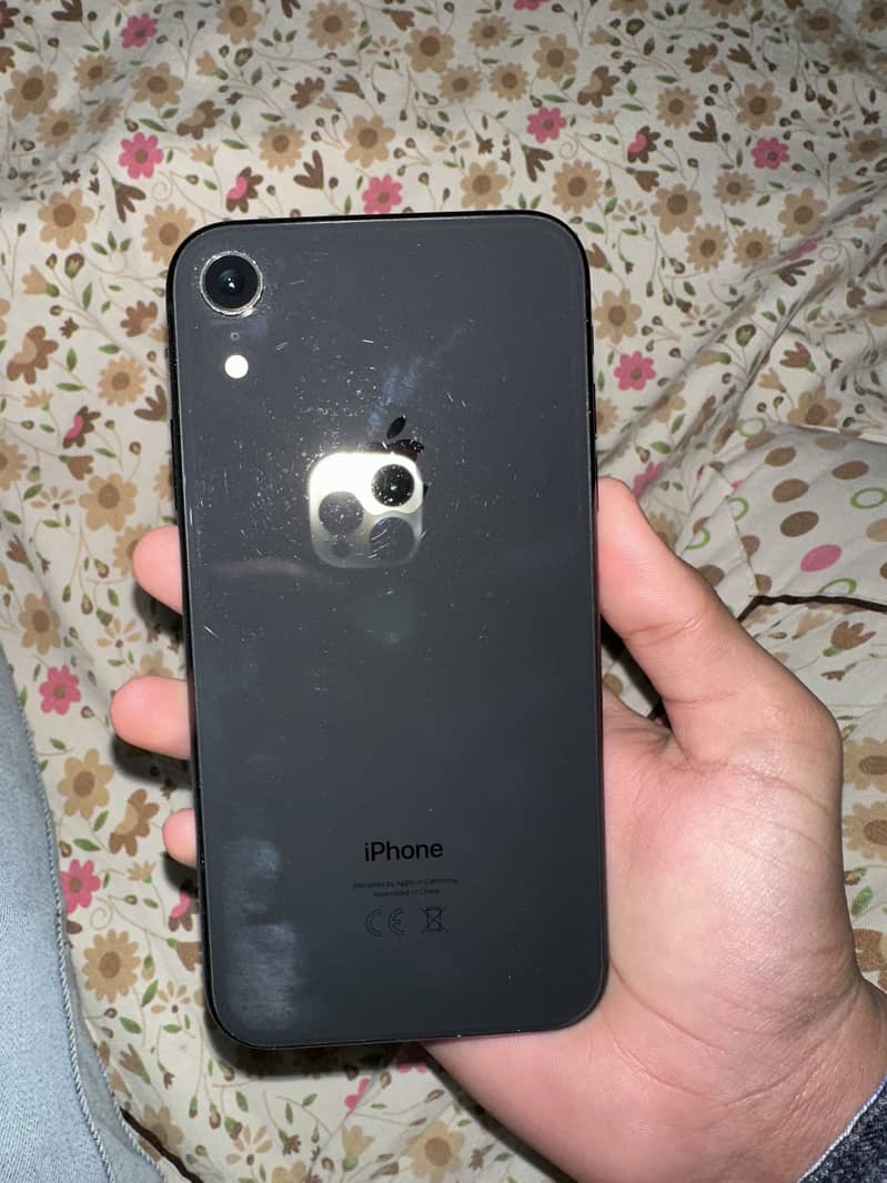 Apple iPhone XR 0