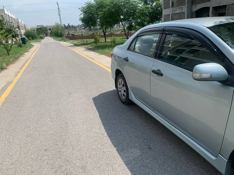 Toyota Corolla GLI 2013 5