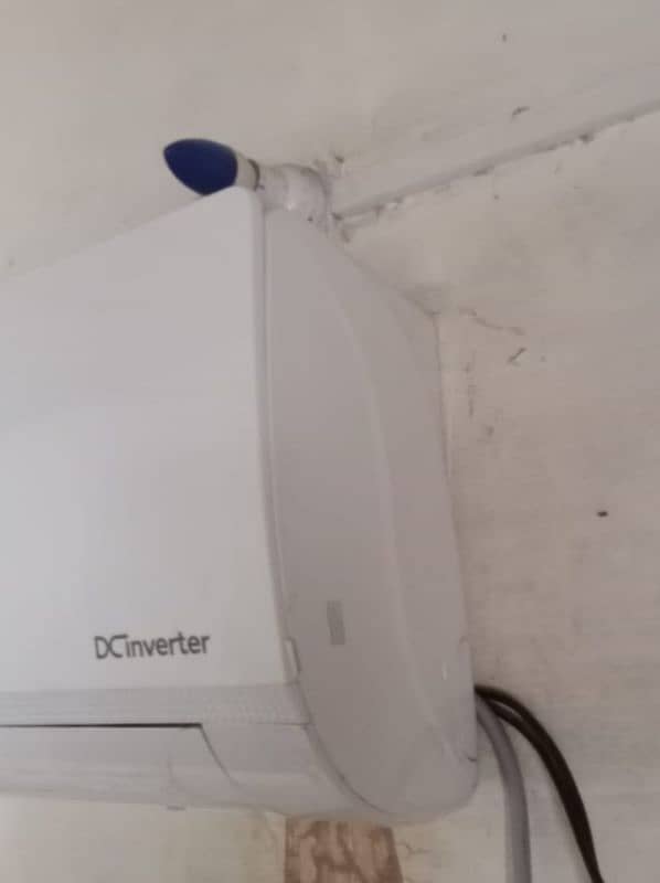 Haier AC DC inverter 1.5 ton for sale my call WhatsApp 03279583575 3