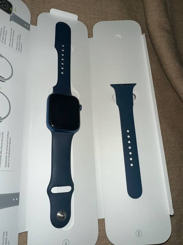 APPLE WATCH SERIES 7 2