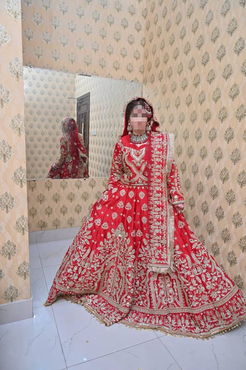 kashee's Red Bridal Lehnga 1 time Used 2