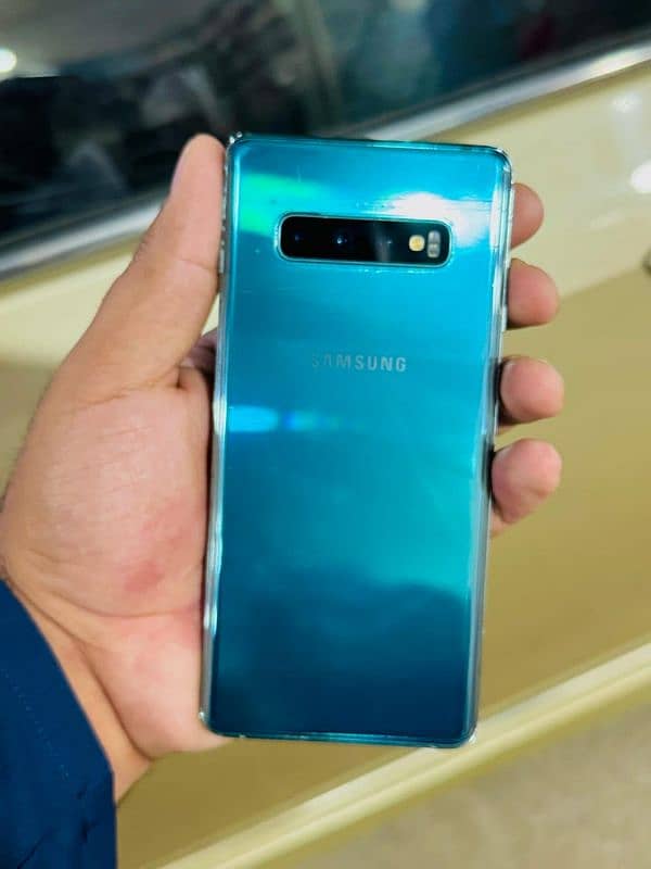 Samsung Galaxy S10 plus 0