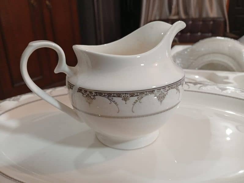 Santa Clara Bone China Dinner Set 13