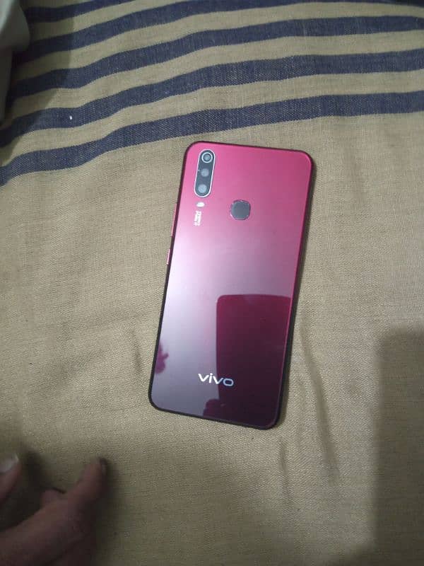 Vivo Y 11 3/64 lush condition 4