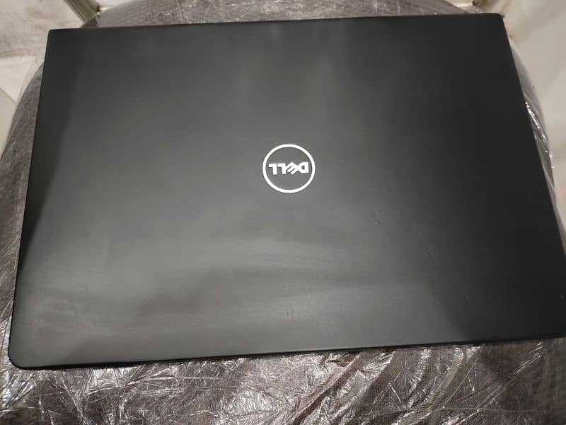 Dell i7 7th generation 8gb ram 128gb ssd 2hour+battery 1