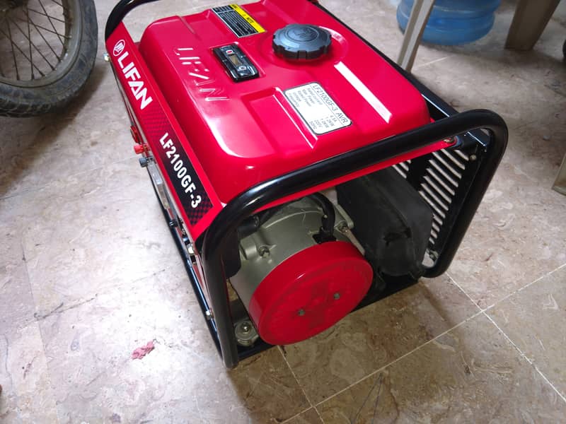 Lifan Lf 2100 GF3  Condition like new 1.2 Kva 50 hours used only 5