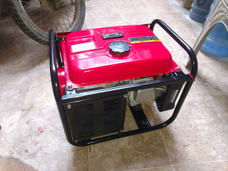 Lifan Lf 2100 GF3  Condition like new 1.2 Kva 50 hours used only 6