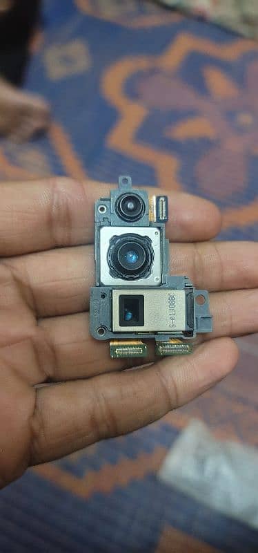 genioun camera not 20 altra ka ha back vala gis ko chia vo rabta kara 2