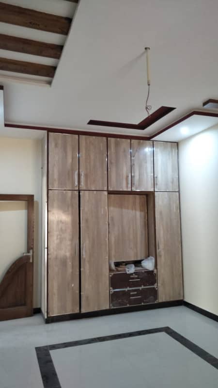 1 KANAL WELL MAINTAINED, SLIGHTLY USED HOUSE IN A REASONABLE PRICE IS AVAILABLE FOR RENT FOR OFFICE WORK ON TOP LOCATION OF WAPDA TOWN PHASE1 LAHORE 9