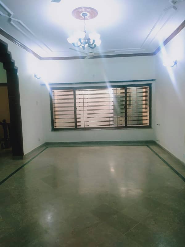 12 Marla upper portion for rent 4