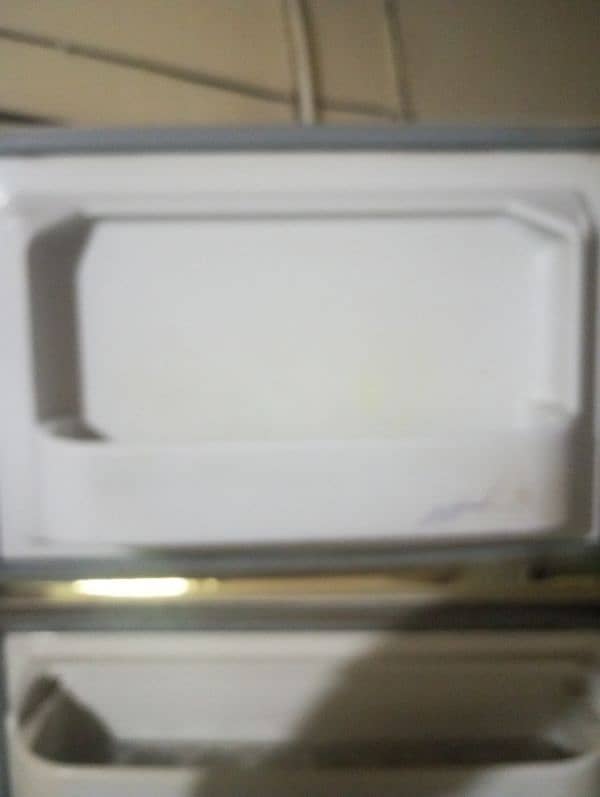 Refrigerator Dawlance for Sale 2