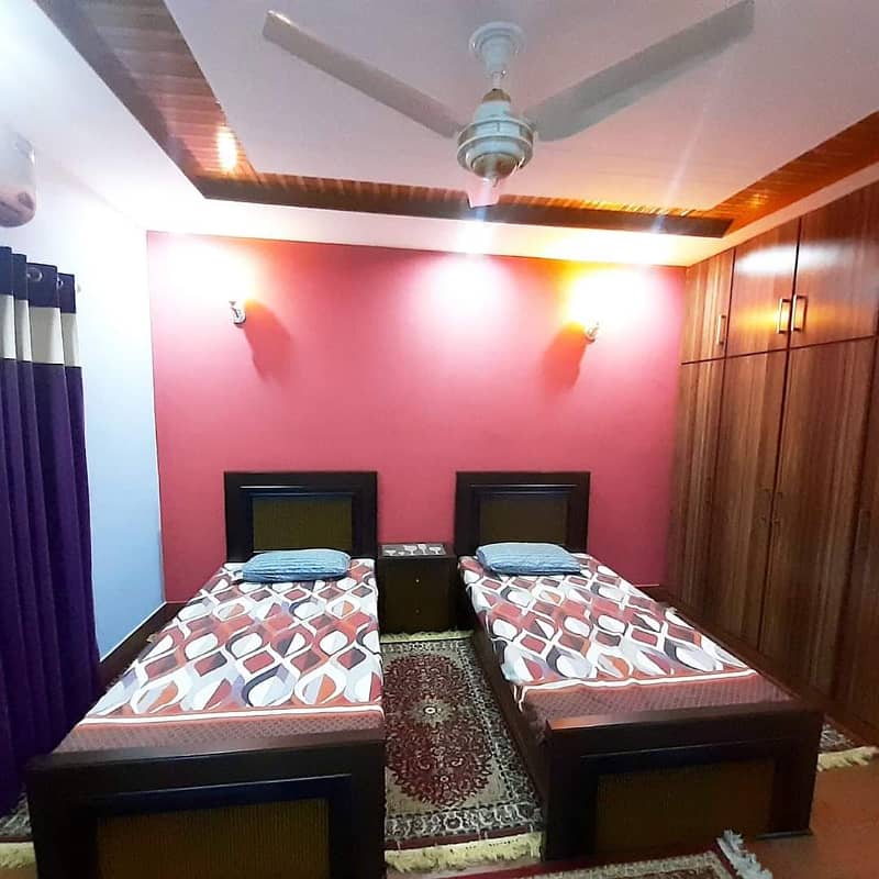 10 MARLA UPPER PORTION IS AVAILABLE FOR RENT ON TOP LOCATION OF WAPDA TOWN LAHORE 5