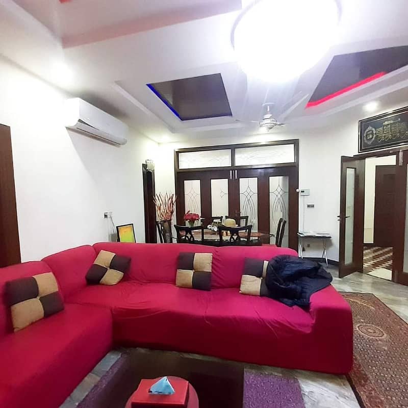 10 MARLA UPPER PORTION IS AVAILABLE FOR RENT ON TOP LOCATION OF WAPDA TOWN LAHORE 8