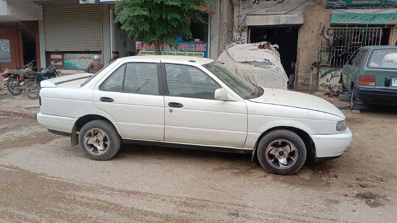 Nissan Sunny 1993 JX 3